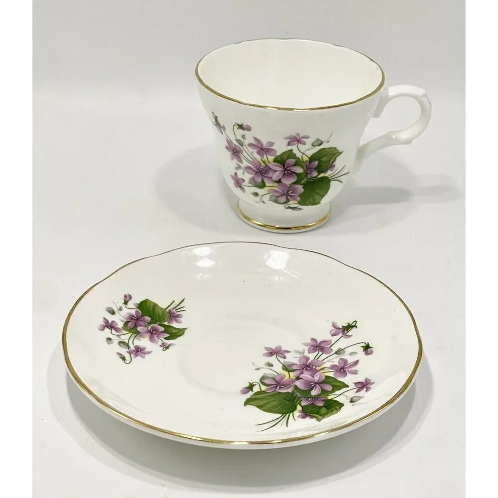 Crown Trent Staffordshire Fine Bone China Teacup & Saucer Lilacs Floral Purple